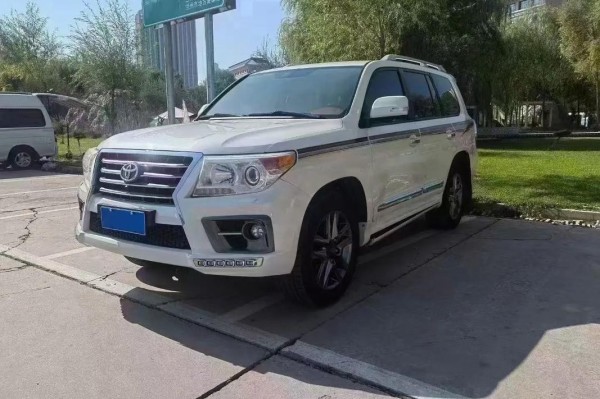 2017款豐田蘭德酷路澤4000中東版讓利酷路澤4000GXR超優(yōu)惠價格（17年蘭德酷路澤4000中東版）